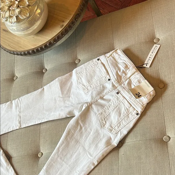 NWT Alice + Olivia Stacey Bell White BK Knee Seam Size 24 - Image 11
