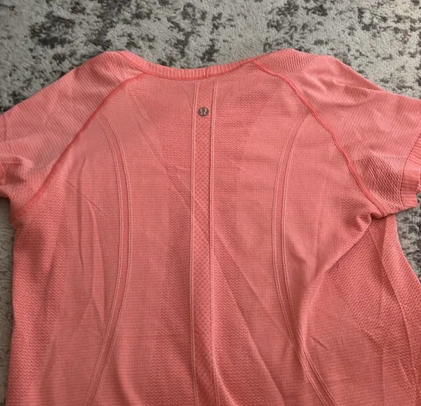 Lululemon Swiftly Tech - Image 3