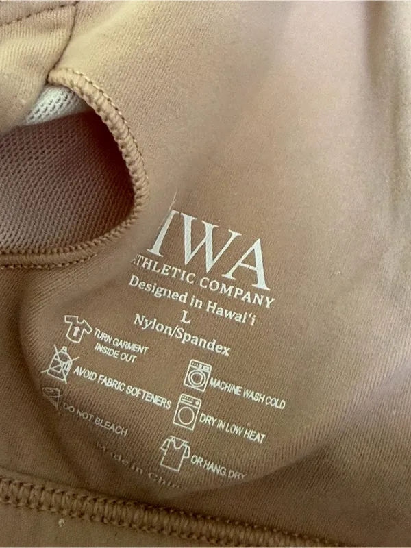 Iwa company sports bra activewear athleisure yoga gym Hawaii hiking running - Image 4