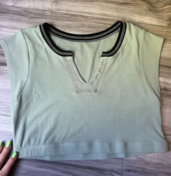 urban style top - Image 4