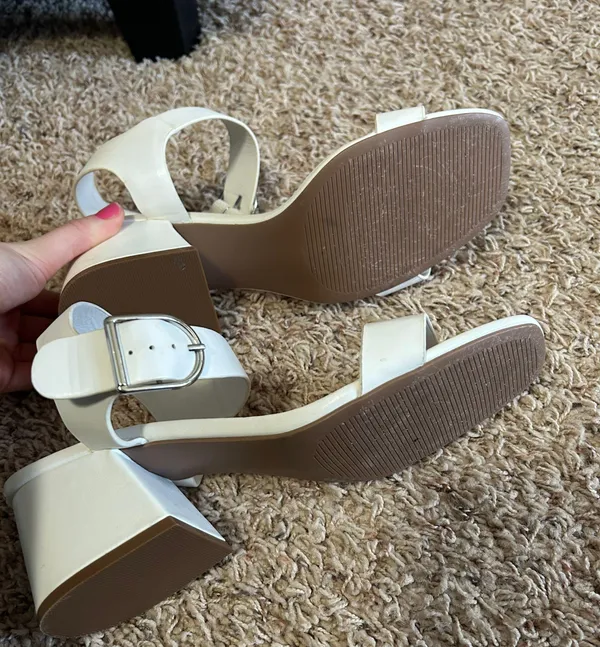 Quipid Women’s White Block Heels - Image 4