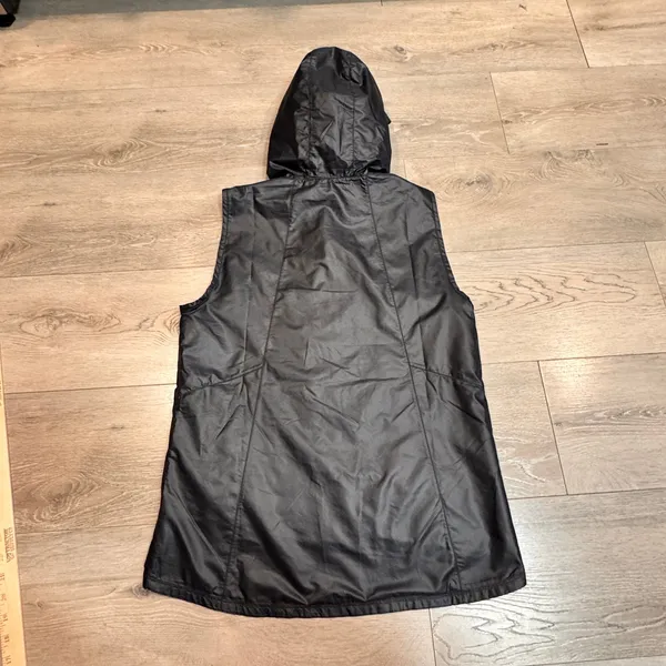 Under Armour Womens Black Hooded Lightweight Vest Athletic Running Gym Small S‎ - Image 2