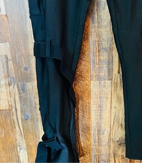 APE Fit NWT Innovative compression leggings with resistance band strategically placed Pockets on outer thighs and calves. Ff - Image 3