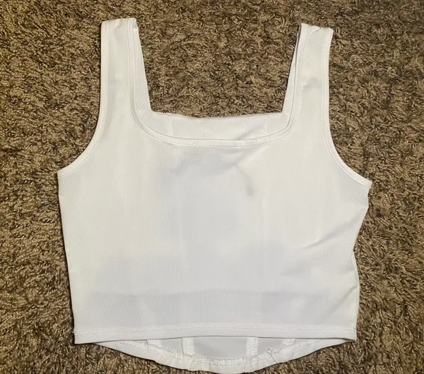White crop top - Image 3
