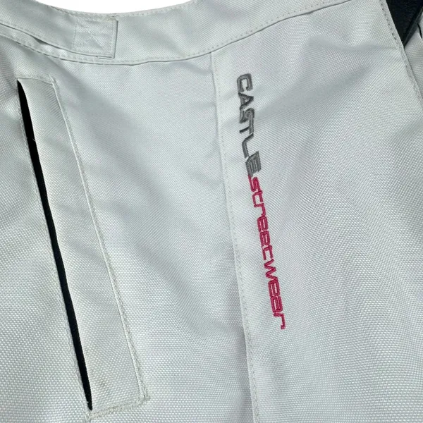 Castle Streetwear White Gray Full Zip‎ Lined Mock Neck Motorcycle Jacket Size 10 - Image 6