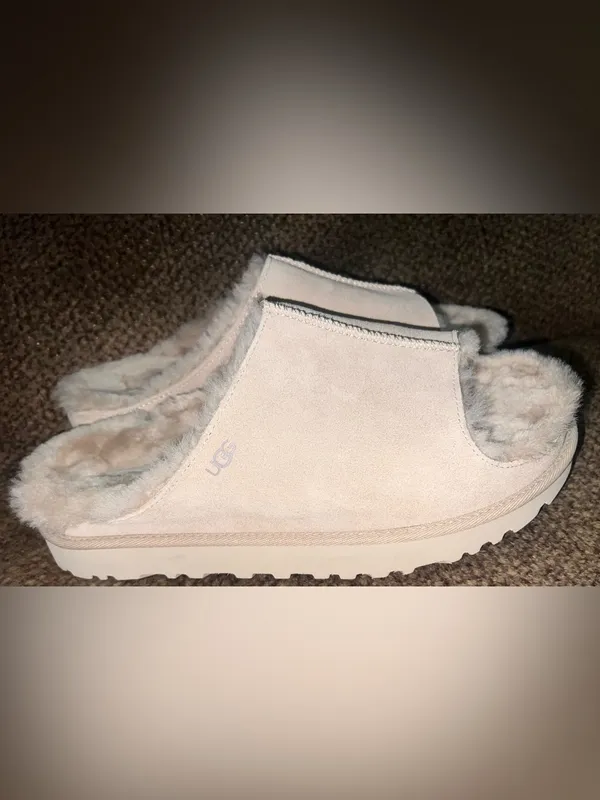 UGG Greenport Sand Slide Women’s size 11 slippers shoes Lounge - Image 5
