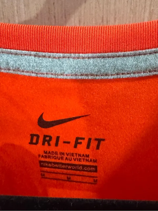 Nike Dri-FIT Oregon State Beavers Short Sleeve Tee with Gray Trim Size Medium - Image 2