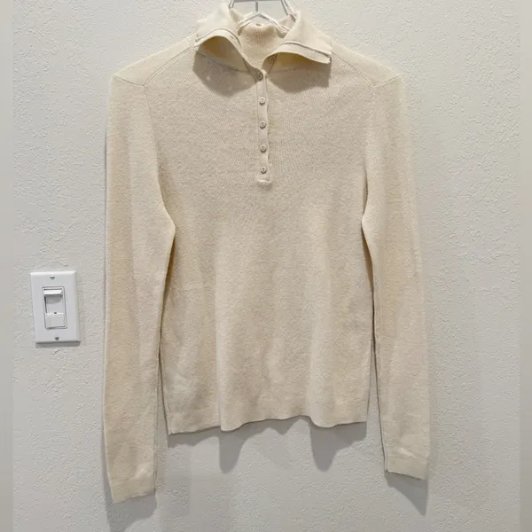NILI LOTAN x TARGET Back Button Turtlenck Sweater in Ivory‎ - Image 3