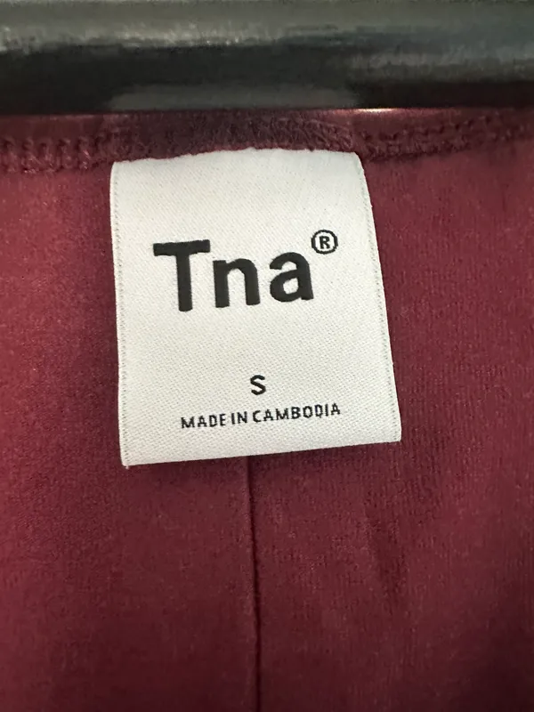 Aritzia Burgundy Dress - Image 4
