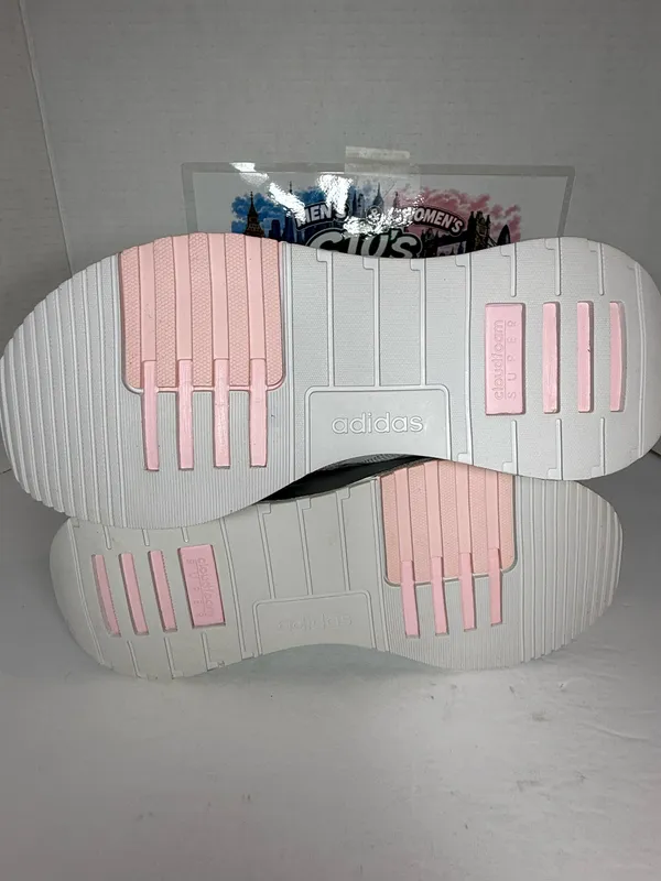 Women’s Adidas Racer size 7.5 - Image 3