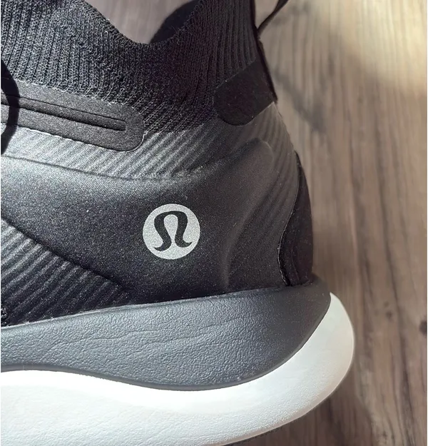 Lululemon Chargefeel 2 Shoes Mid Workout - Image 7