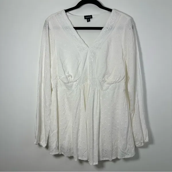 Torrid Women’s Long Sleeve White Eyelet Babydoll Tunic Size 00 (10) - Image 3