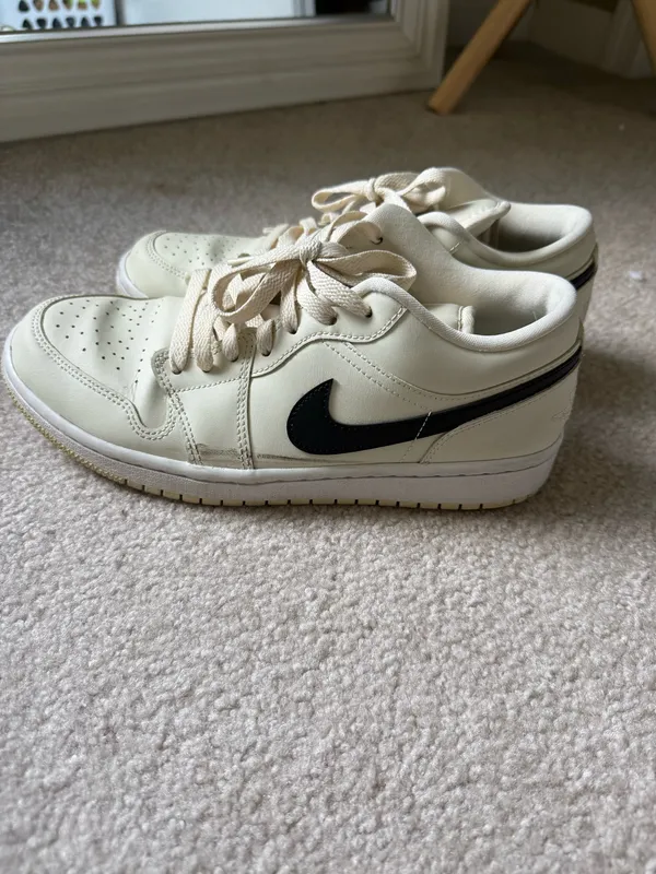 Nike Jordan Low coconut milks - Image 2