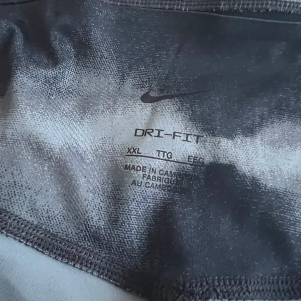 Nike One Luxe Women's 7" Mid-Rise Printed Training Shorts NWT - Image 8