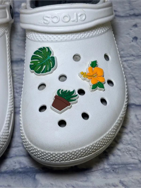 CROCS Classic Lined Clogs Shoes M 8 /W 10 White Fleece Slip On With Jibbitzs - Image 4