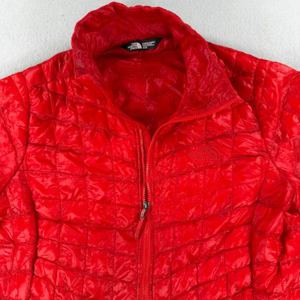 The North Face Thermoball Puffer Jacket Womens Medium Red Full Zip Quilted - Image 3