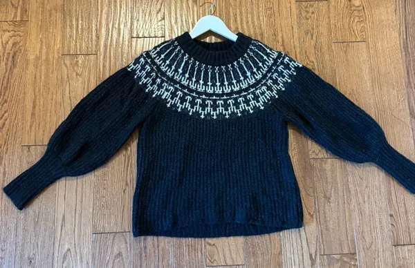 Universal Thread fairisle black puff sleeve sweater small - Image 7