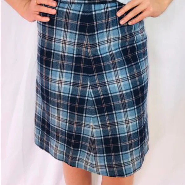 Pendleton vintage skirt blue plaid a-line with side zipper and hook closure. - Image 2