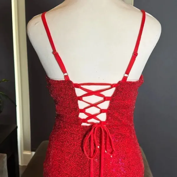 Women’s Red Sequined Short Homecoming Party Dress Ruffle Hem Corset Back Size 2 - Image 5