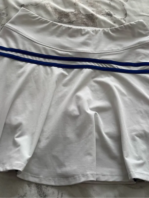 Eleven by Venus Williams White pleated tennis skorts, size S athletic athleisure - Image 7