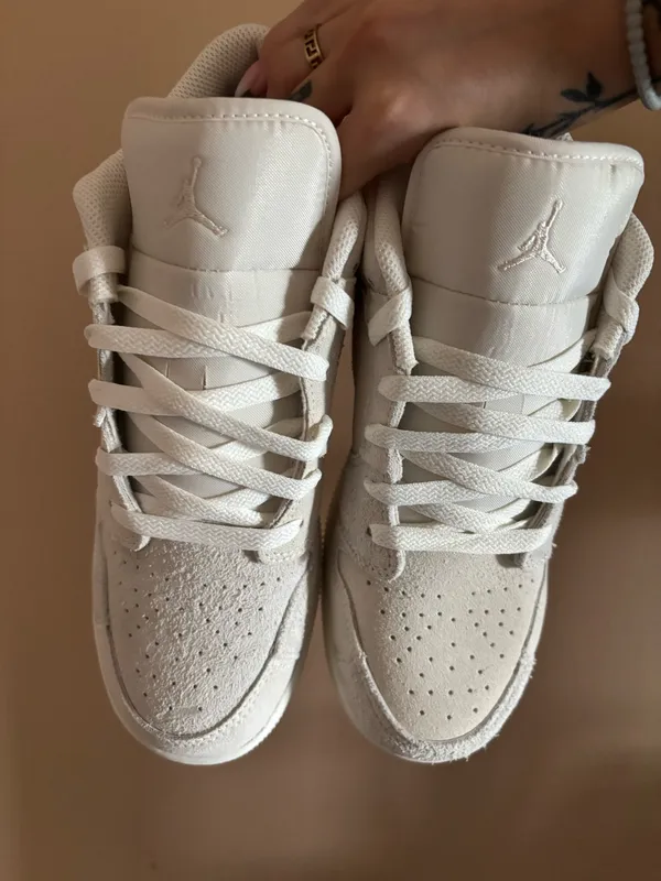 Air Jordan 1 Low SE Craft GS 'Pale Ivory' - Image 3