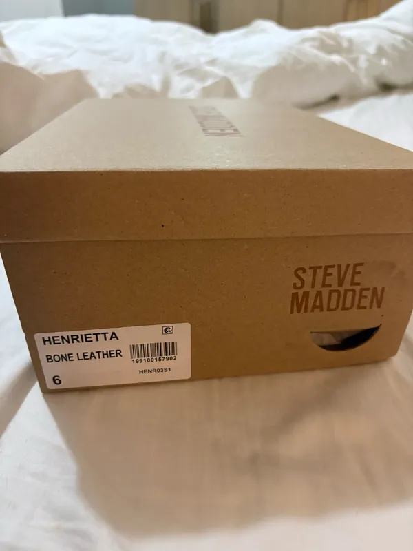 Steve Madden Heels Nude - Image 2