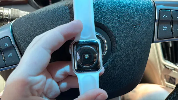 Apple Watch - Image 3