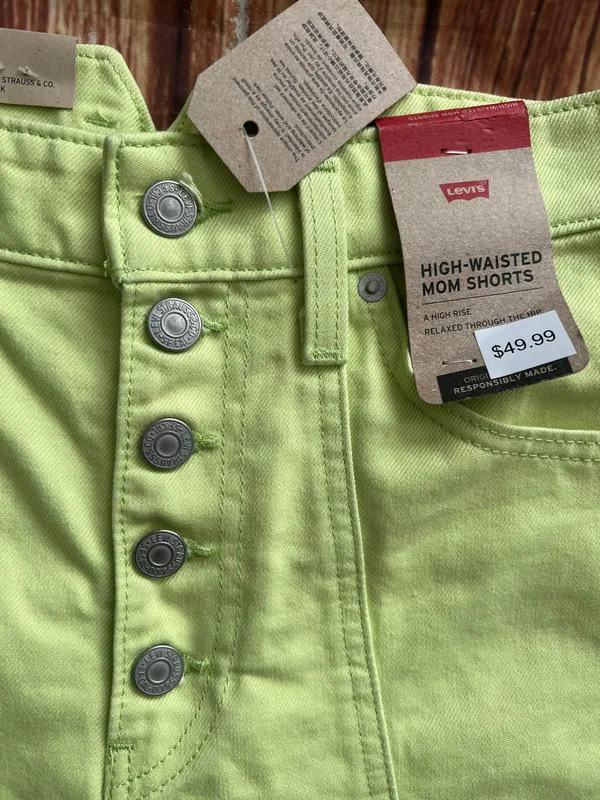 Levi's Strauss Women’s Notch High Waisted Mom Shorts Daiquiri Green Size 26 - Image 6