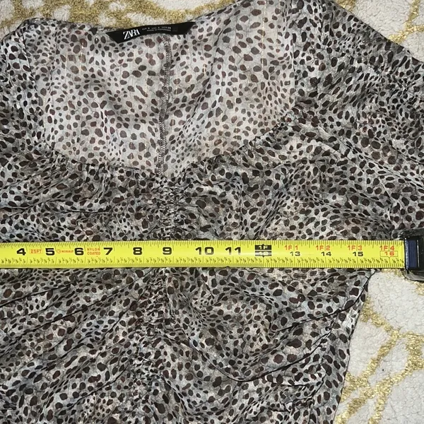 Zara Leopard Print Sheer Cropped Top Size Small - Image 9