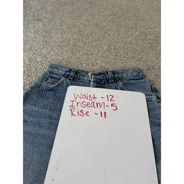Levis Vintage High Waisted Denim Cutoff Shorts Light Wash Blue Size 24 Button up - Image 6