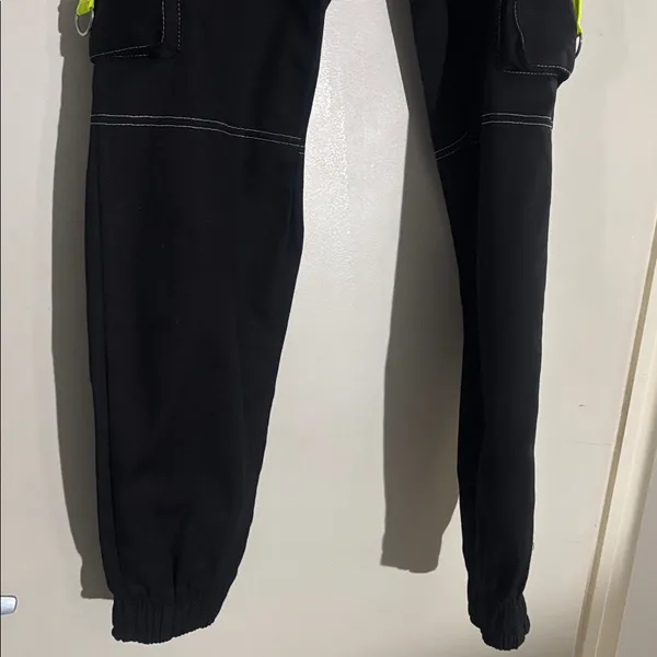 Black Contrast Stitch Neon Trim Cuffed Cargo Pants J - Image 13