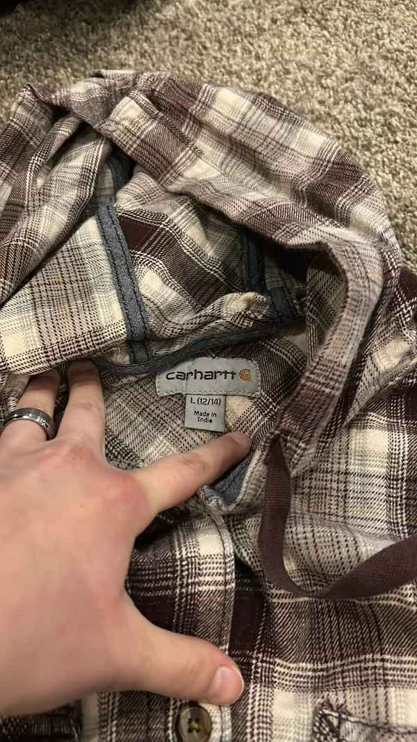 Carhartt Women’s Shirt Long Sleeve plaid L - Image 2