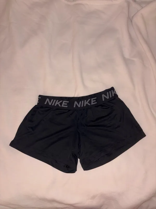 Nike Shorts Running - Image 2