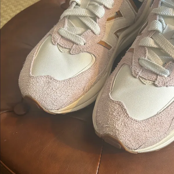 New Balance 57/40 Stone Pink & Sea Salt Sneakers - Image 5