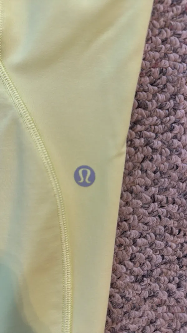 Lululemon Leggings Crop - Image 2