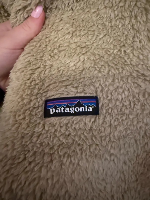 Patagonia Sherpa Pullover Women’s 1/4-Zip - Image 4