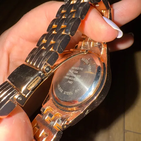 Rose gold watch - Image 5