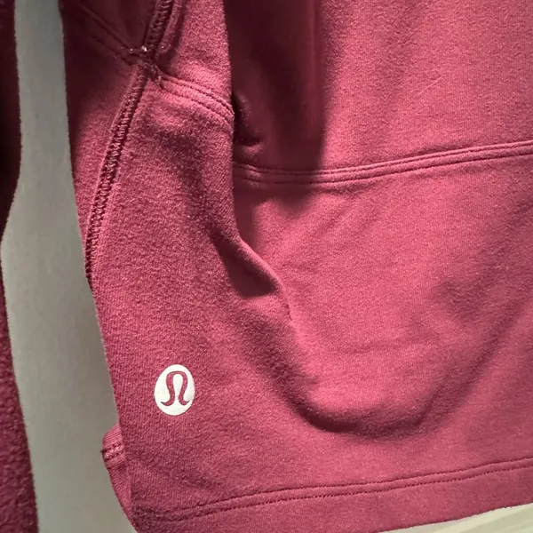 Lululemon size 8 Maroon Zip Up - Image 2