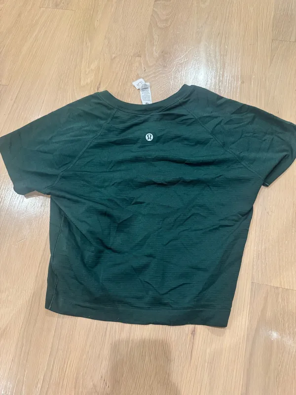 Lululemon Short Sleeve Swiftly Cropped - Image 2
