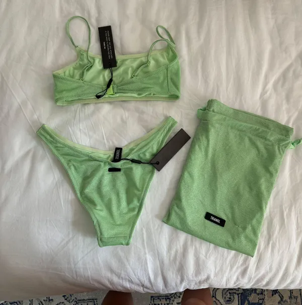 Triangl Bikini - Image 2
