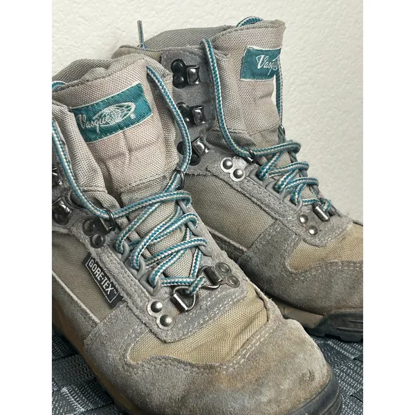 Vasque Hiking Boots Women's Size 6 GORE-TEX Outdoor Waterproof Camping Shoes - Image 2