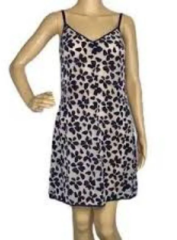 Victoria's Secret Floral Velvet Flowers on Nude Mesh Size L - Image 2