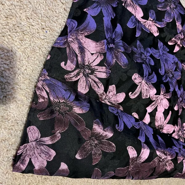 Finer Things In Life Floral Puff Sleeve Mini Dress Purple and black metallic - Image 5