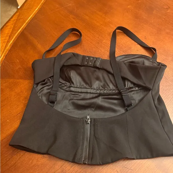 Black Princess Polly Top Size 6 - Image 3