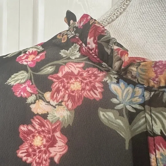 Pink Rose Floral Long Sleeve Pleated Blouse - Image 6