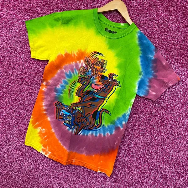 Scooby Doo Scooby Snacks tiedye Tshirt size medium - Image 3