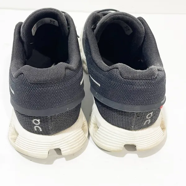 On Cloud 5 Women’s Size 8 Black White Running Sneakers Tennis Shoes Lace - Image 5
