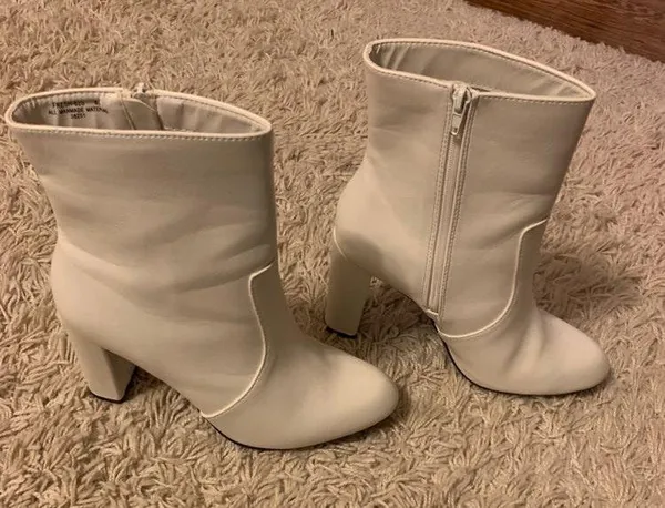 Dissh White Booties - Image 3