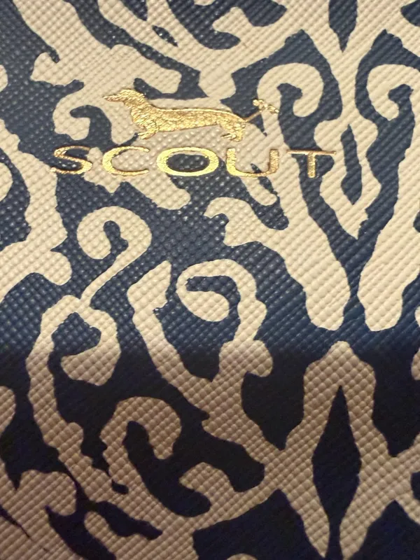 Scully Navy and White Damask Wristlet Clutch Blue - Image 3