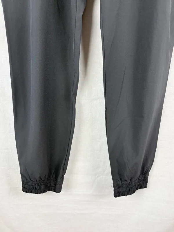 Gymshark Women's Training Woven Joggers Black Size S - Image 4
